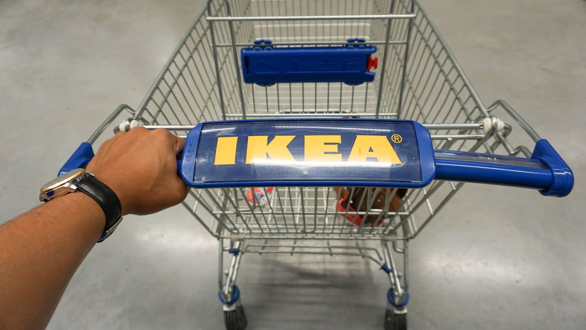 Ikea se oklepala z koronaviru a chce státům vrátit peníze